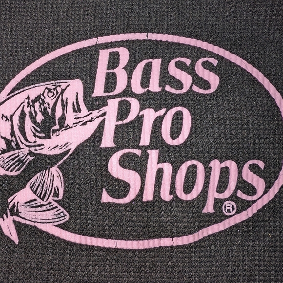 🩷💚Bass Pro Thermal Pink Camo💚🩷 - Picture 3 of 3